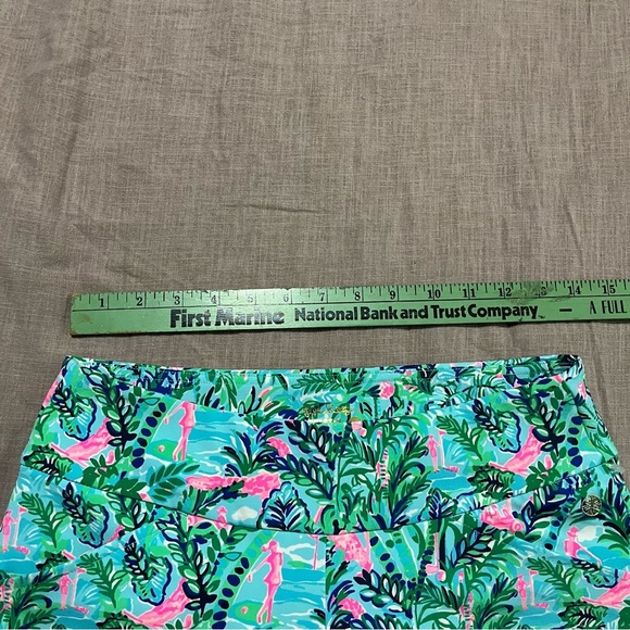 Lilly Pulitzer Luxetic Blue Horizon Par-fection Bermuda Golf Short Size 4 - Picture 9 of 9